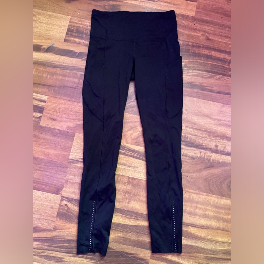 Lululemon size 4 fast and free black leggings